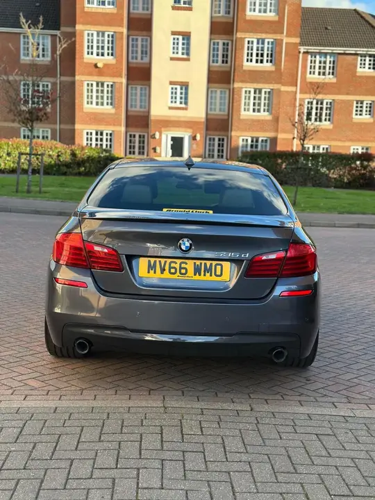 BMW 5 Series 2016 photo 5
