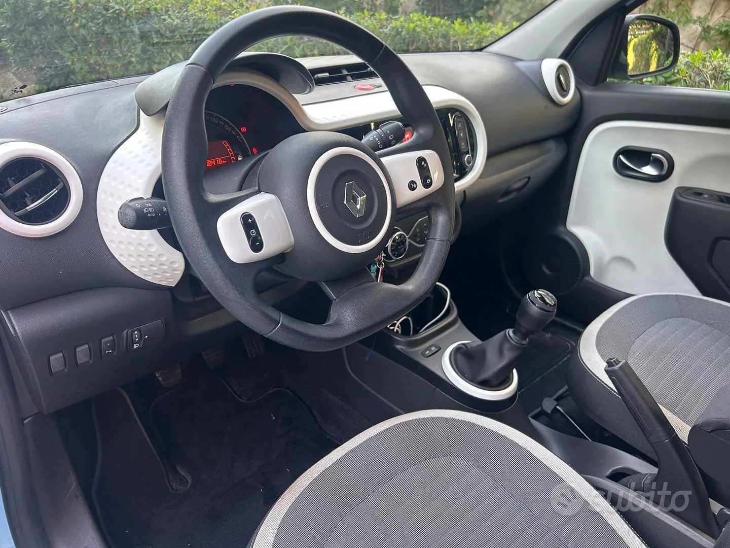 Renault Twingo 2023 photo 4