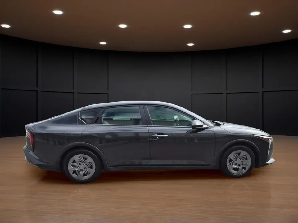 Kia K4