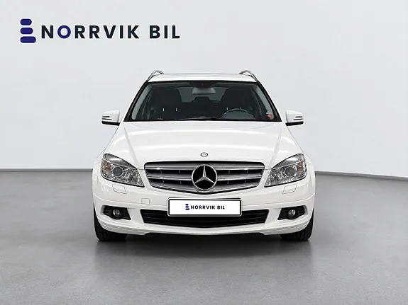 Mercedes-Benz C180 2010 photo 2