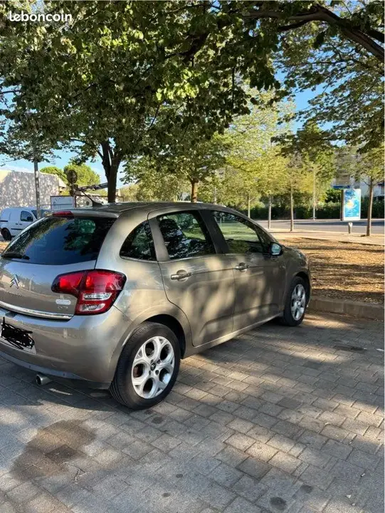 Citroen C3 2012 photo 3