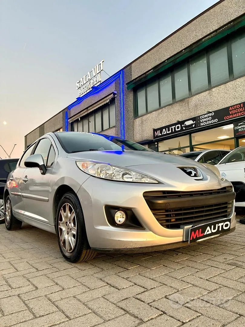 Peugeot 207