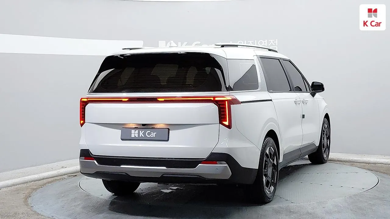 Kia New Carnival 4Th Generation 2025 photo 4