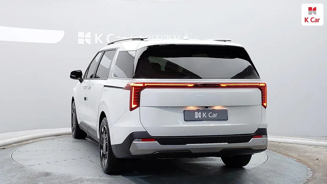 Kia New Carnival 4Th Generation 2025 photo 2
