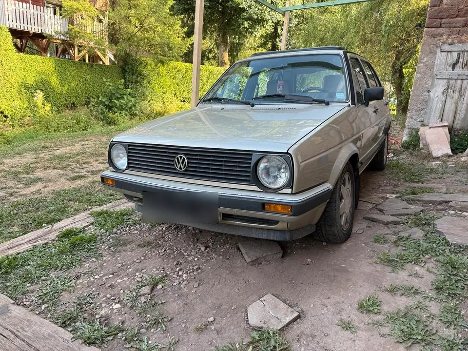 Volkswagen Golf 2