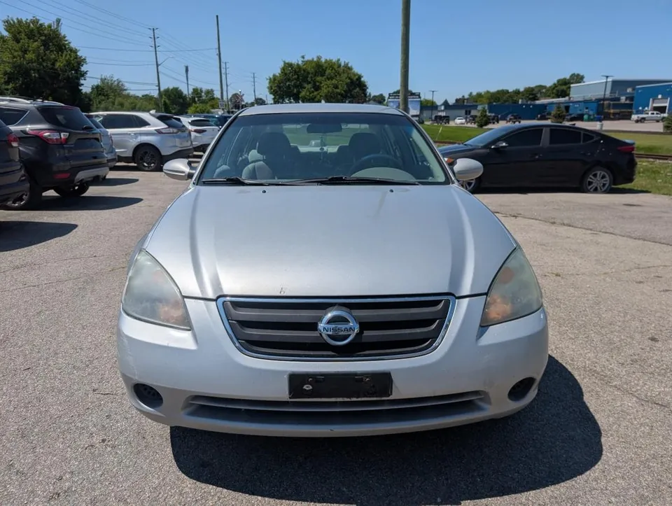 Nissan Altima 2003 photo 2