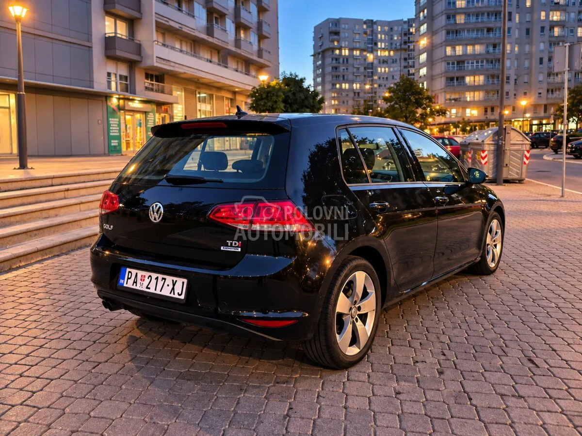 Volkswagen Golf 2014 photo 3