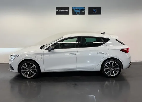 Seat Leon 2021 photo 2