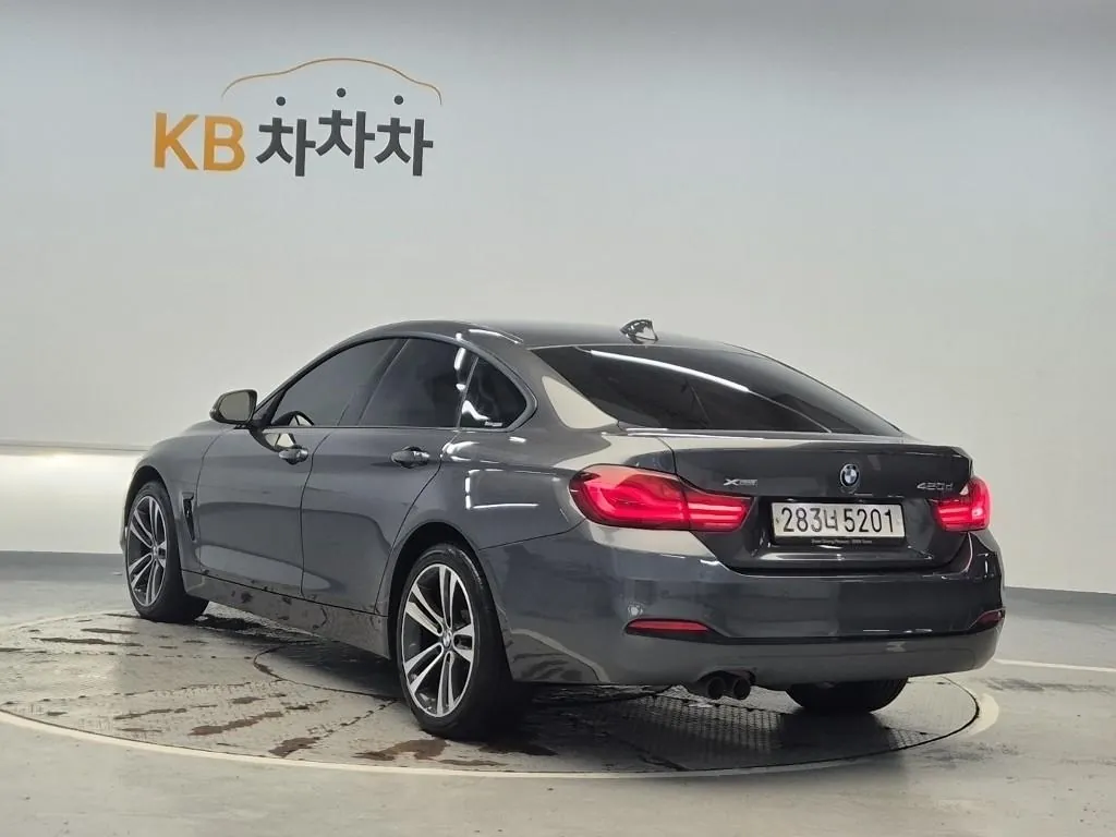 BMW 4 Series 2020 photo 2