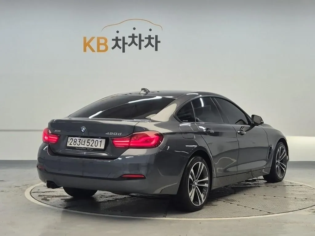 BMW 4 Series 2020 photo 3