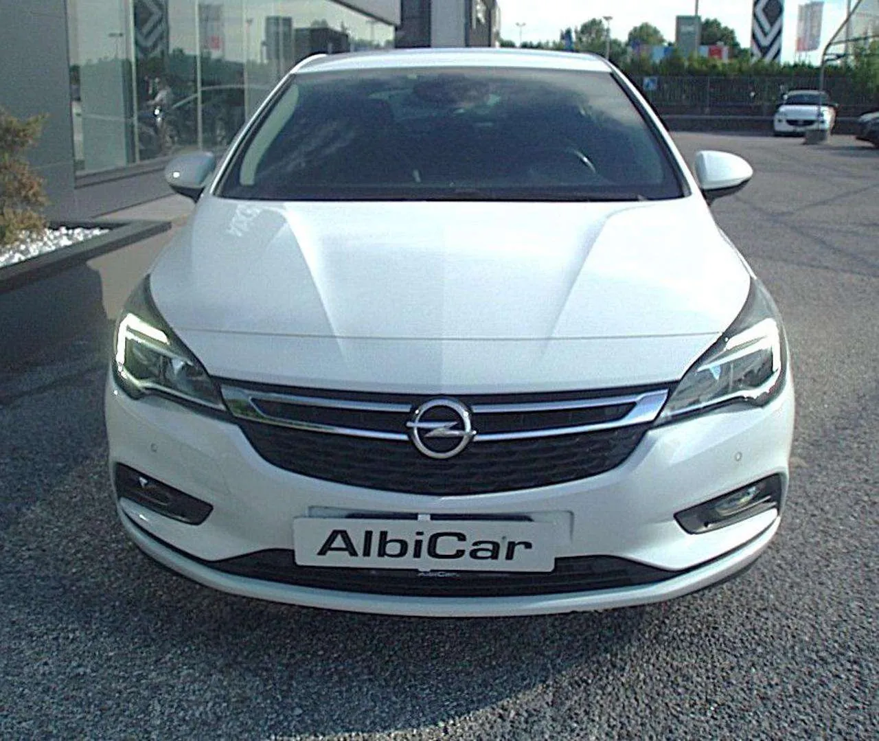 Opel Astra 2018 photo 2