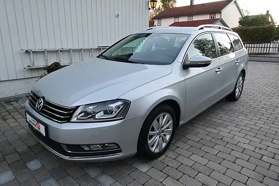 Volkswagen Passat 2014 photo 2