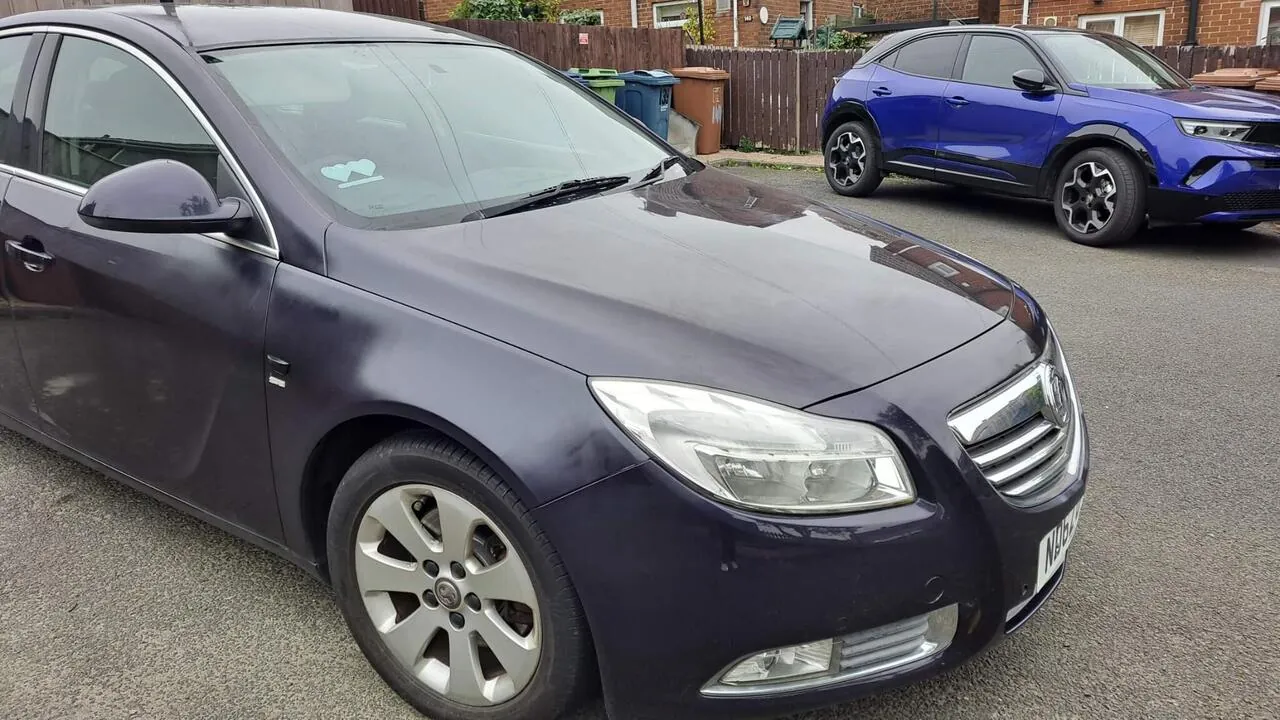 Vauxhall Insignia 2012 photo 4