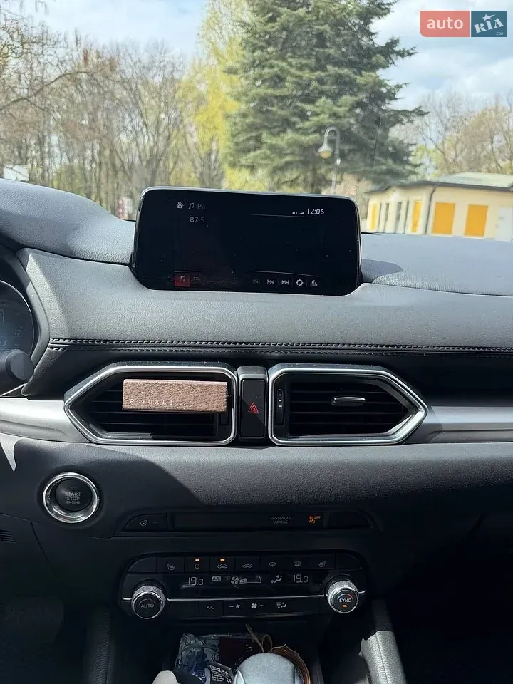Mazda Cx-5 2019 photo 3