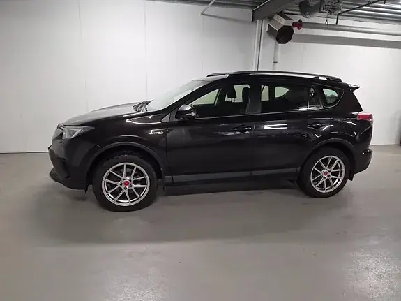 Toyota Rav4 2017 photo 4