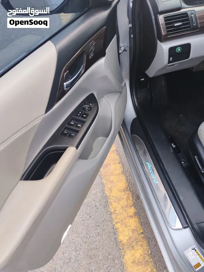 Honda Accord 2017 photo 3