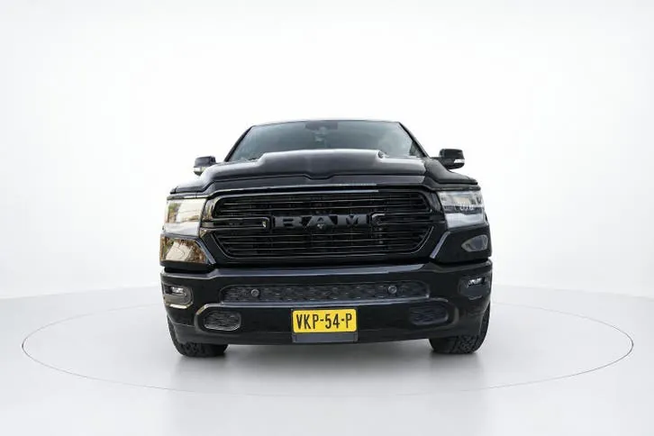 Dodge Ram 1500 2021 photo 2