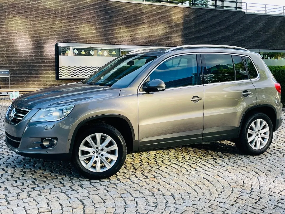 Volkswagen Tiguan 2010 photo 2