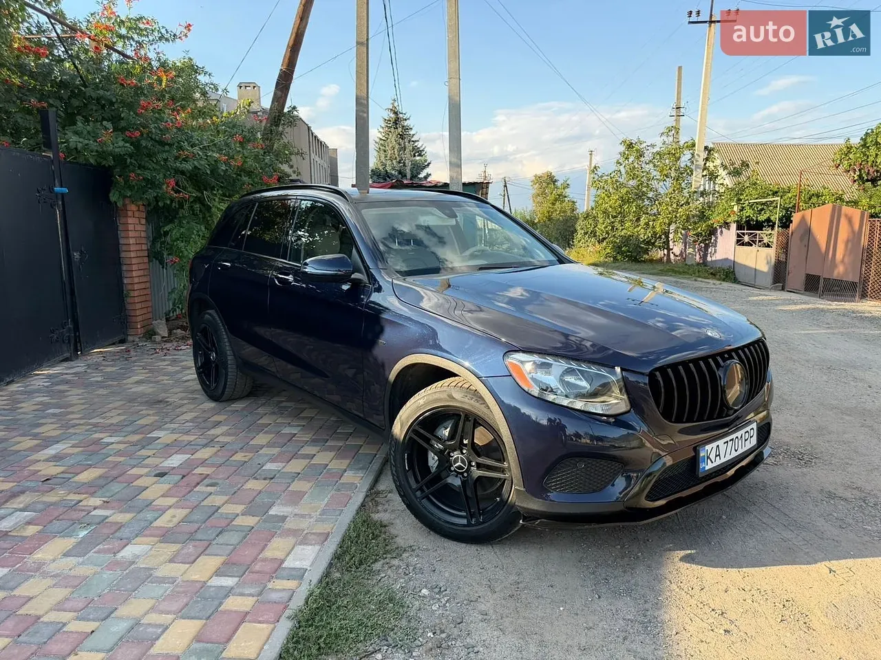 Mercedes-Benz Glc-Class 2016 photo 3