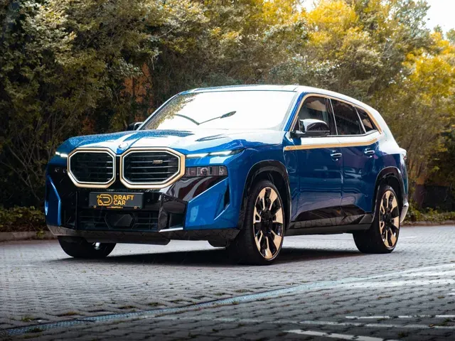 BMW Xm 2024 photo 2