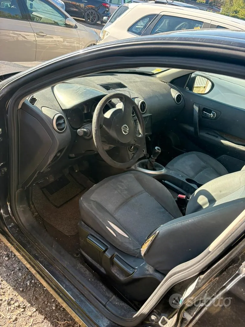 Nissan Qashqai 2008 photo 3