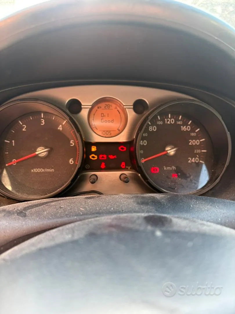 Nissan Qashqai 2008 photo 4