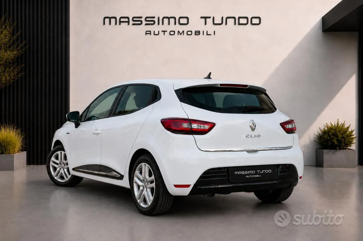 Renault Clio 2018 photo 2