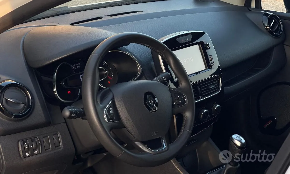 Renault Clio 2018 photo 5