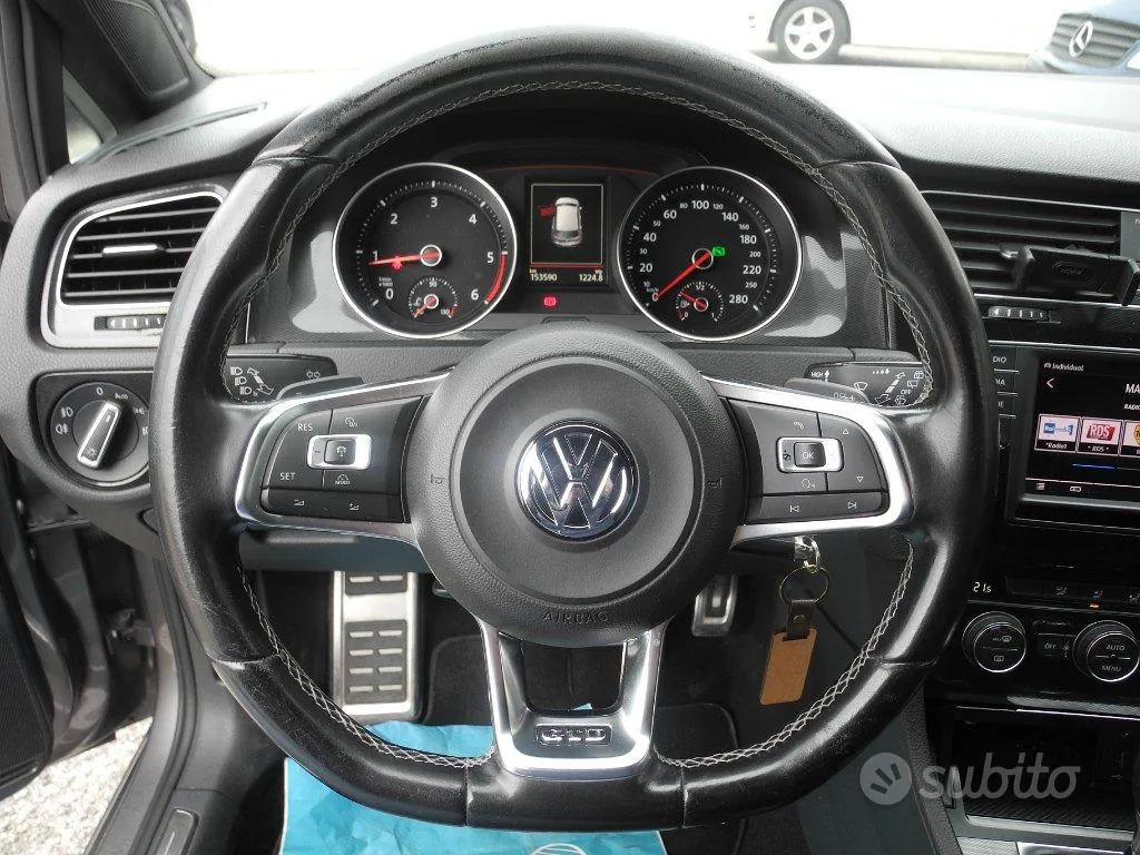 Volkswagen Golf 2017 photo 5
