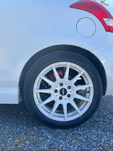 Suzuki Swift 2012 photo 5