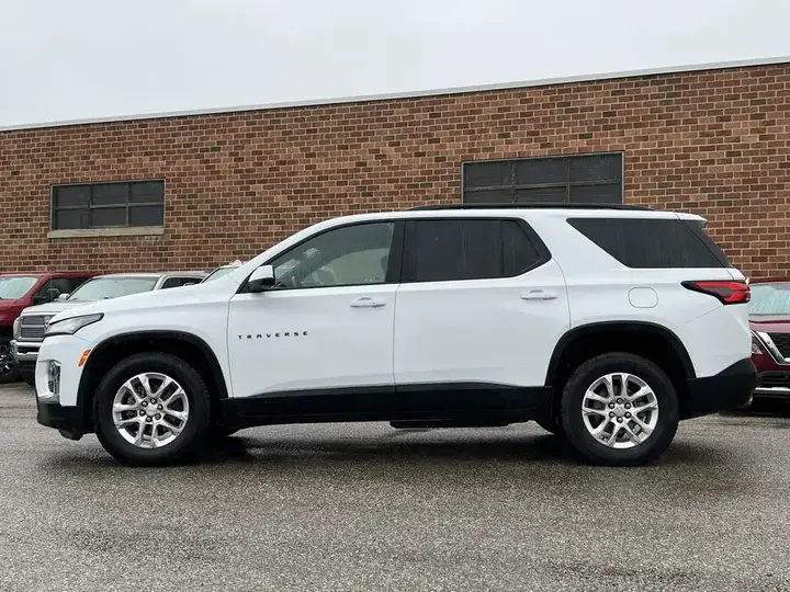 Chevrolet Traverse 2022 photo 4