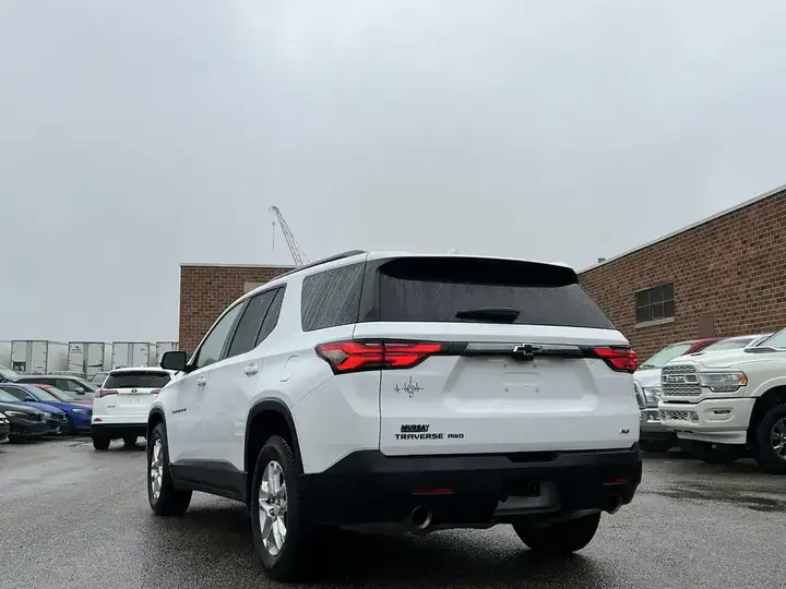 Chevrolet Traverse 2022 photo 5