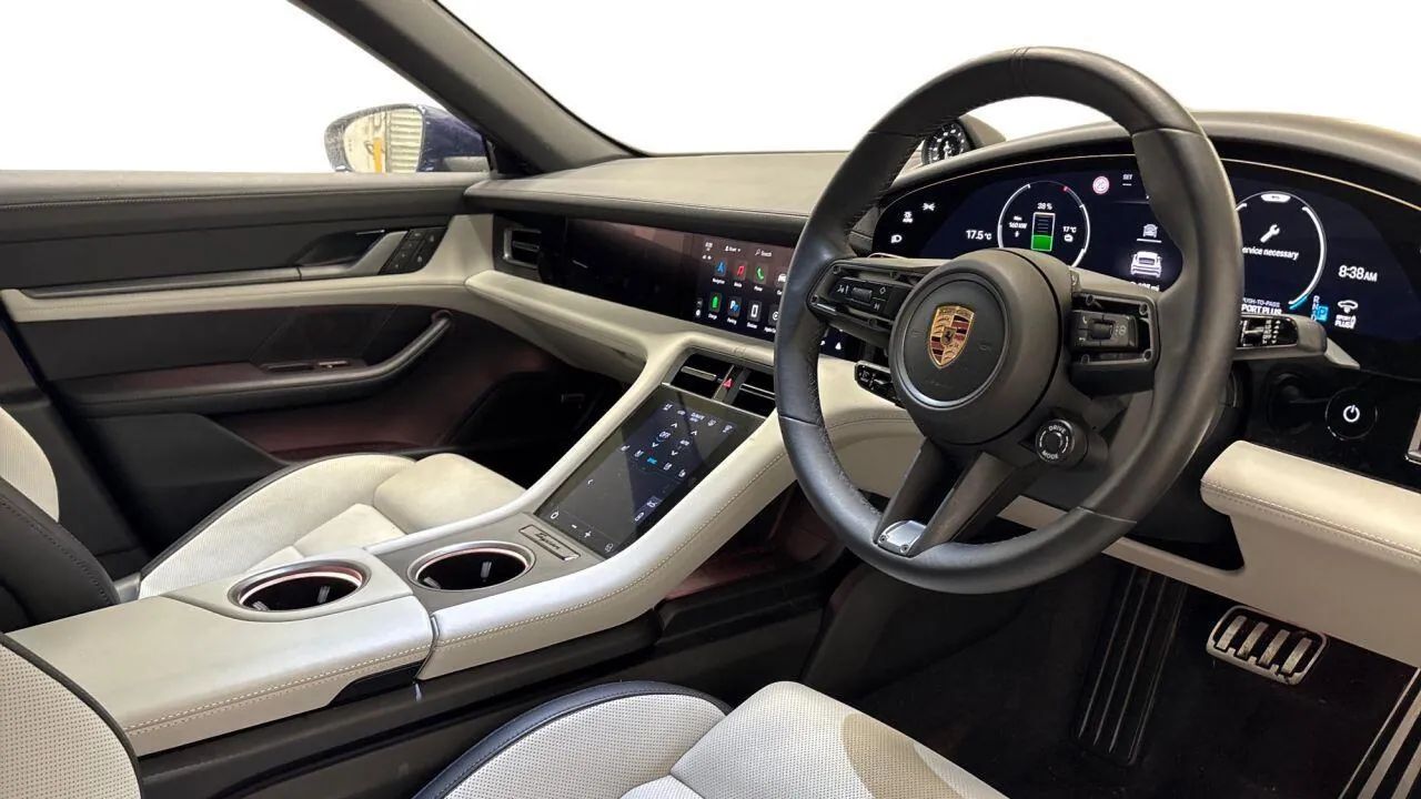 Porsche Taycan 2024 photo 4