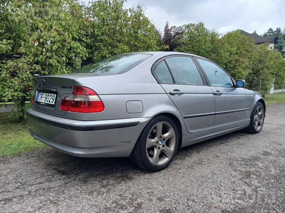 BMW 320 2004 photo 2
