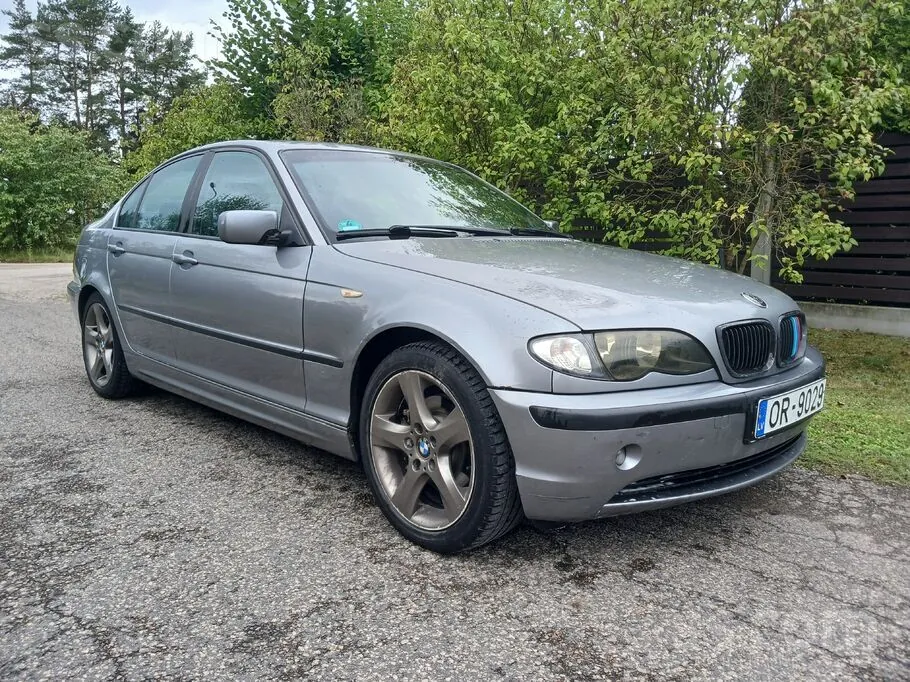 BMW 320