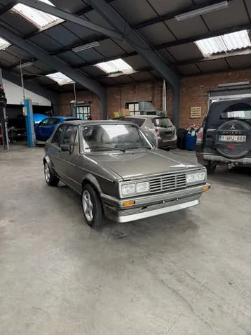 Volkswagen Golf 1