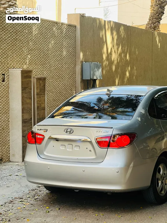 Hyundai Avante 2010 photo 3
