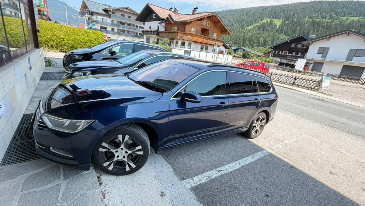 Volkswagen Passat 2016 photo 2