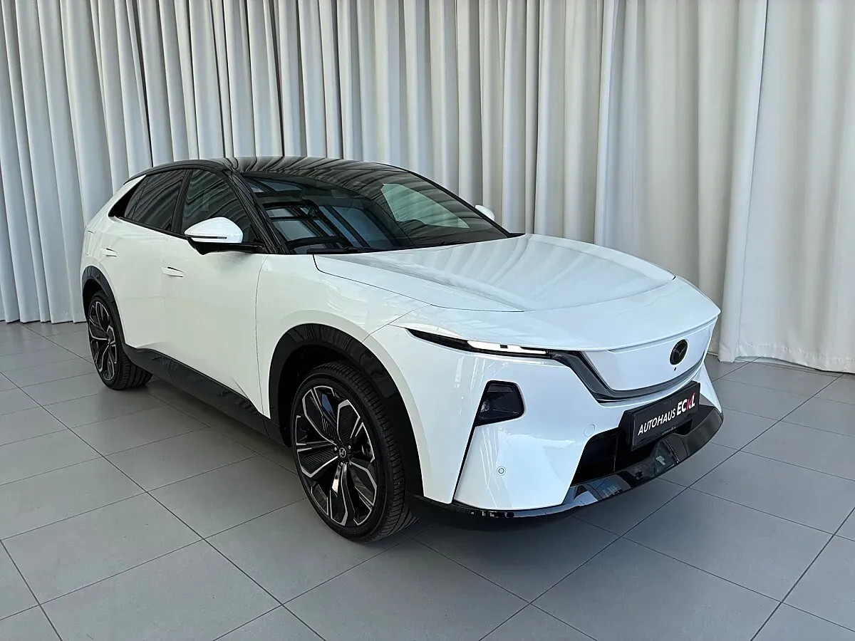 Mazda Cx-6E photo 3