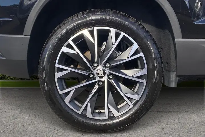 Skoda Karoq 2026 photo 5
