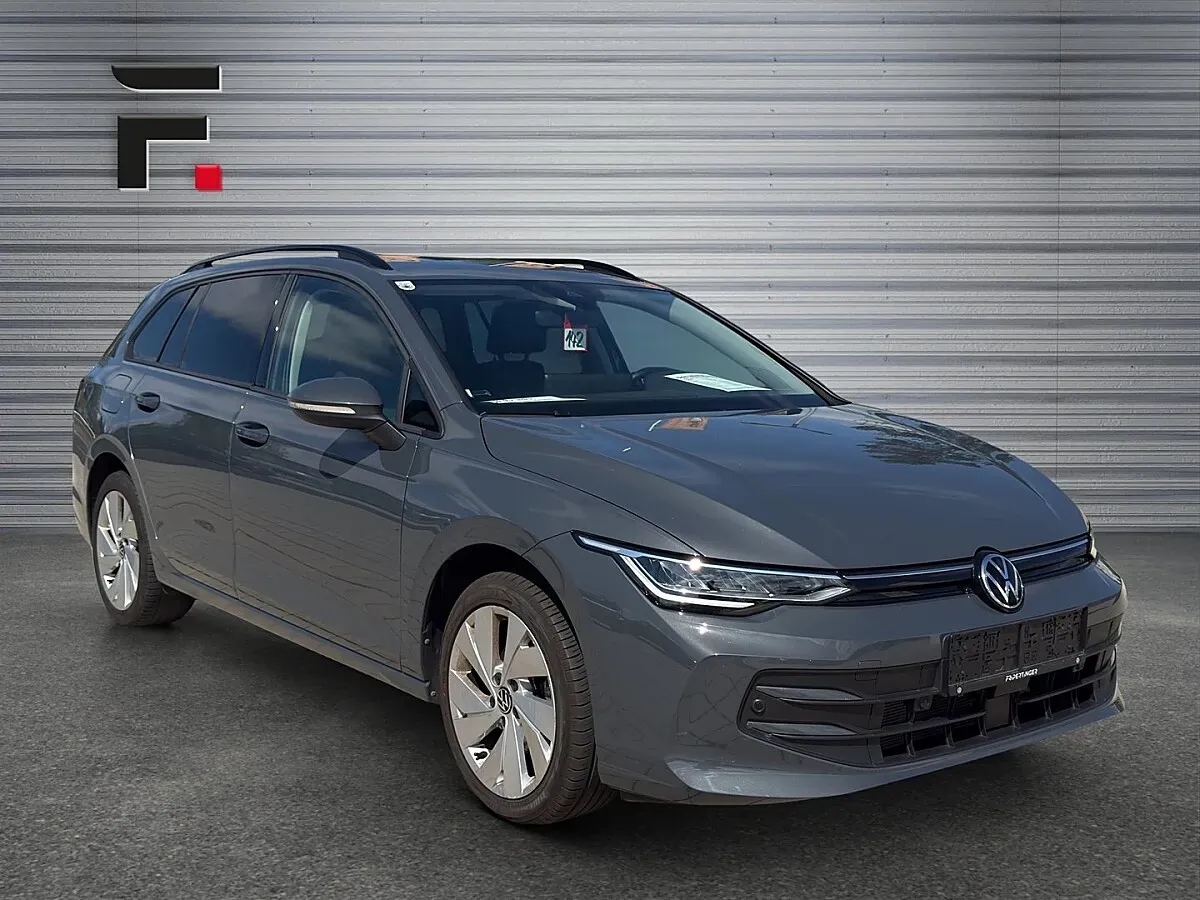 Volkswagen Golf 2024 photo 3