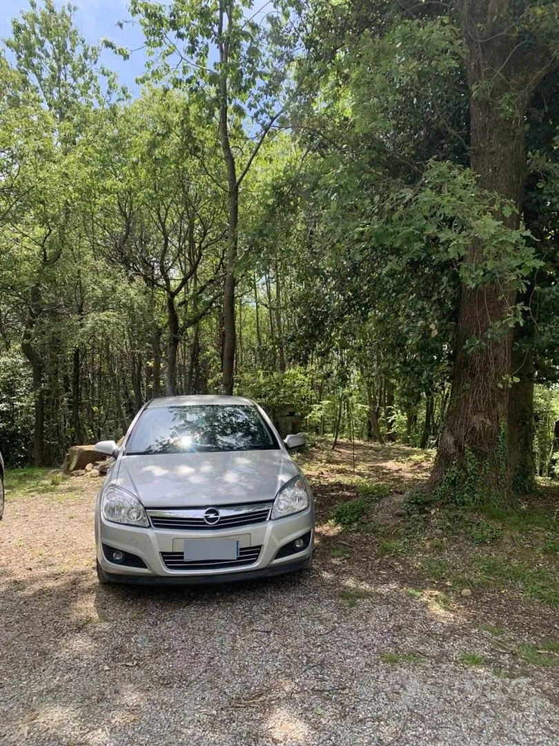 Opel Astra H