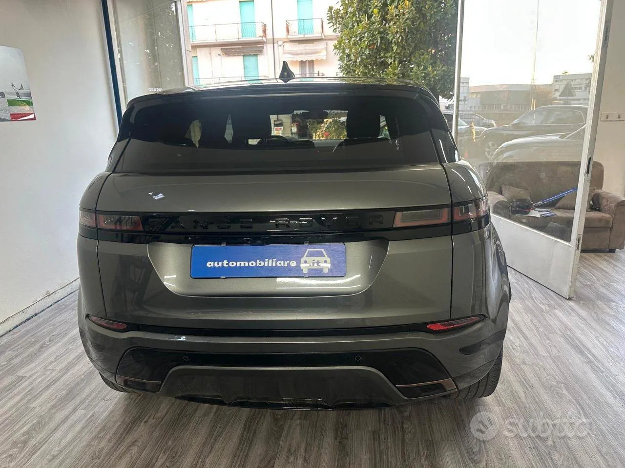 Land Rover Range Rover Evoque 2019 photo 4