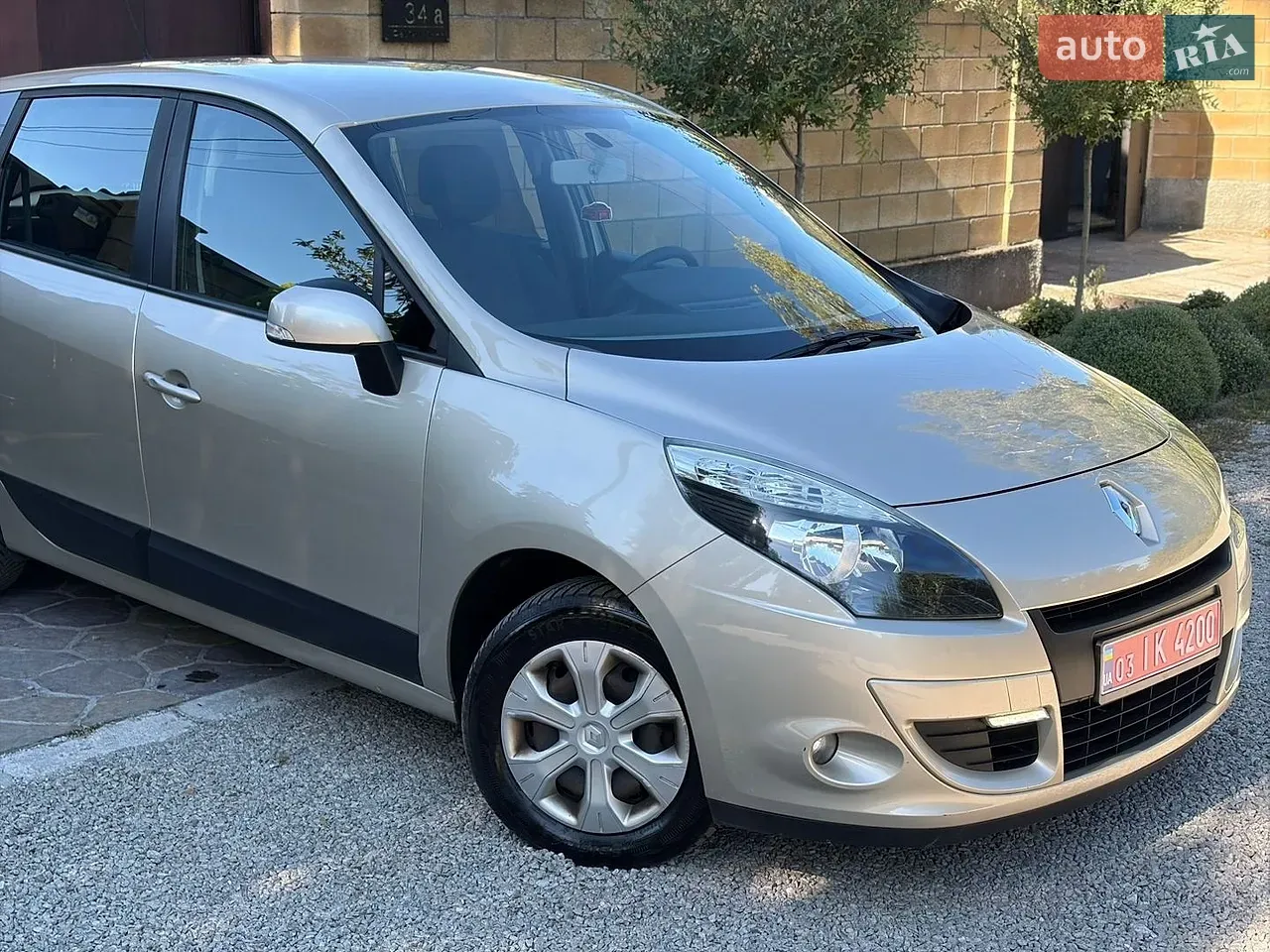 Renault Scenic 2009 photo 2