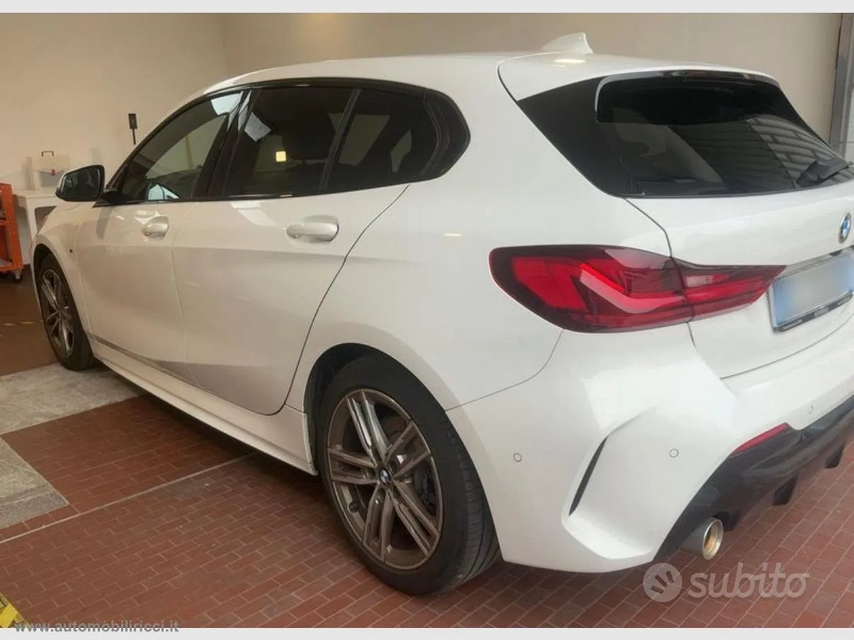 BMW 1 Series 2020 photo 2