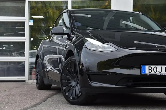Tesla Model Y 2023 photo 4