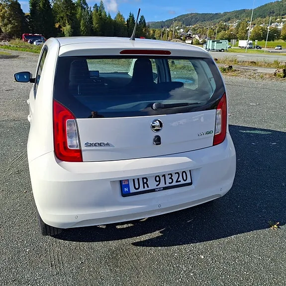 Skoda Citigo 2014 photo 2