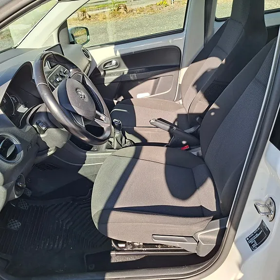 Skoda Citigo 2014 photo 4