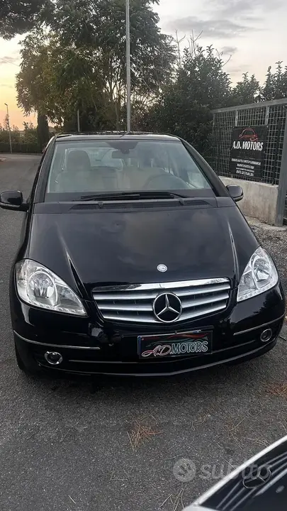 Mercedes-Benz A 180 Avantgarde 2010 photo 2