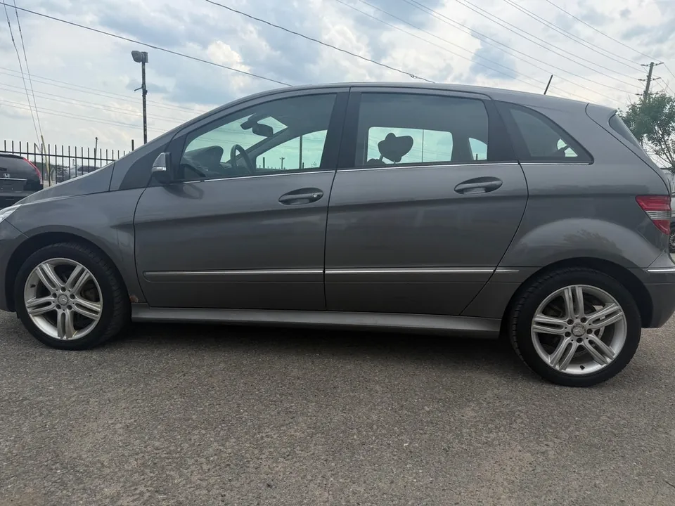 Mercedes-Benz B-Class 2011 photo 5